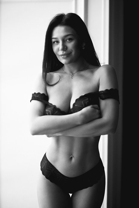 脱衣OnlyFans ホット裸 写真