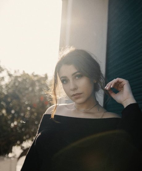 曲線美のランジェリーOnlyFans ホット裸 写真