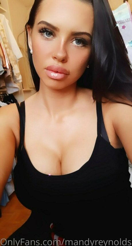 ポーグ xxx オンリーファンズ アダルト 写真