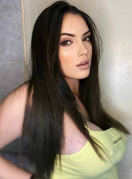 Isabella Rivas ポルノスター アダルト 写真