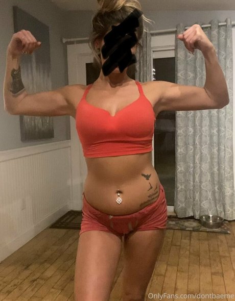 dontbaeme xxxポルノスター 写真