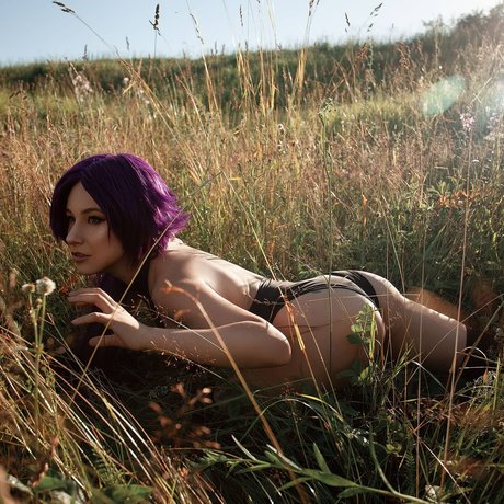 Dima Batalov 独占女優 画像