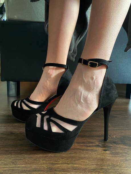 Julia Damro xxxポルノスター 画像