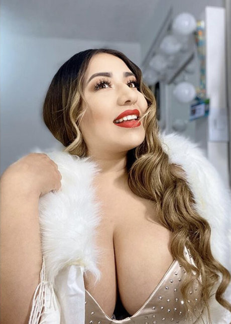 ティーンウェブカメラOnlyFans 美しいポルノ 写真