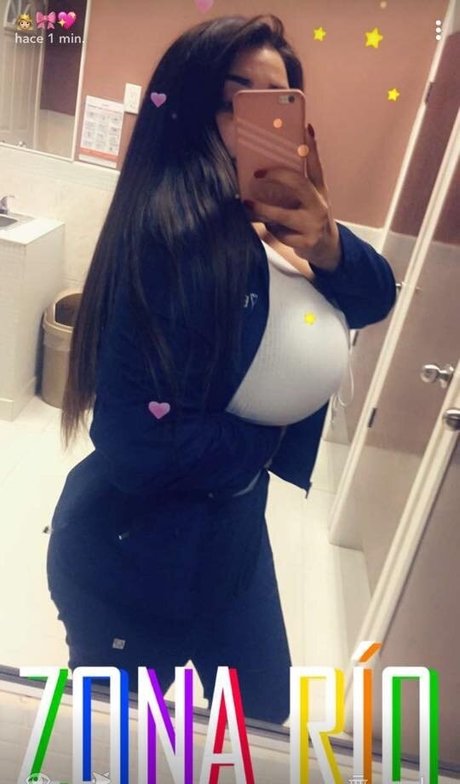 Nimsay ポルノスター ヌード ギャラリー