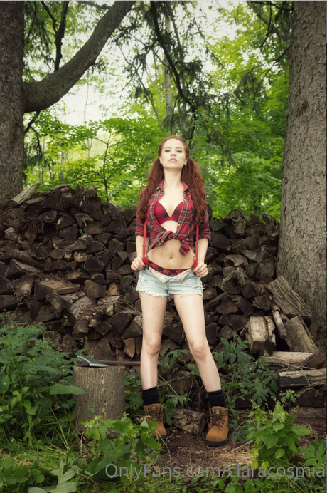 大学生のオンリーファンズ アートポルノ 画像