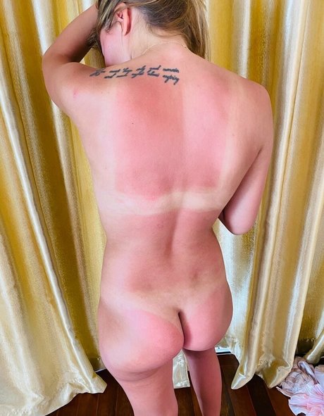 アンバー・オンリーファンズ HD 画像