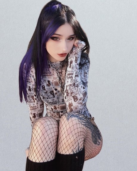 xholdontillmay ホットモデル 写真