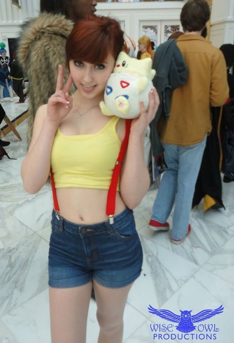 Gillian Foxglove アートスター 画像