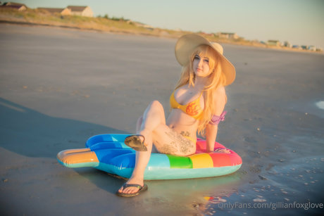 Gillian Foxglove ホットモデル 画像