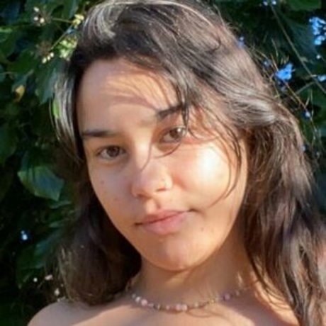 _N RG ポルノスター HD 画像