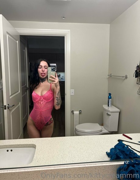 Kittycreammm エロティック女優 写真