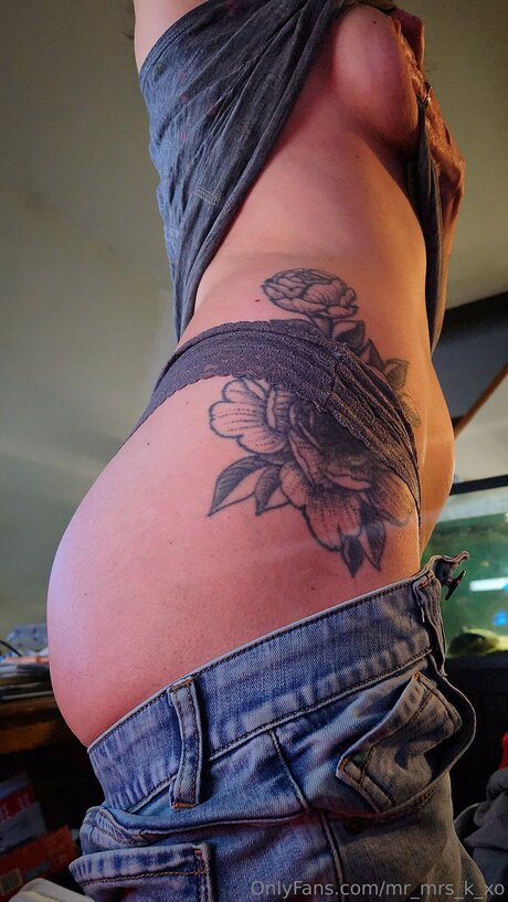 足フェチオンリーファンズ アート裸 写真