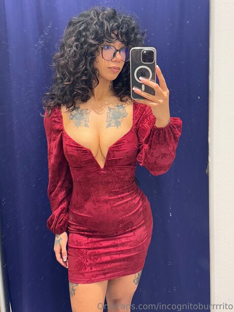 Yoursecretrito アダルトモデル 写真