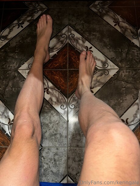 足ヌードオンリーファンズ 無料 ギャラリー