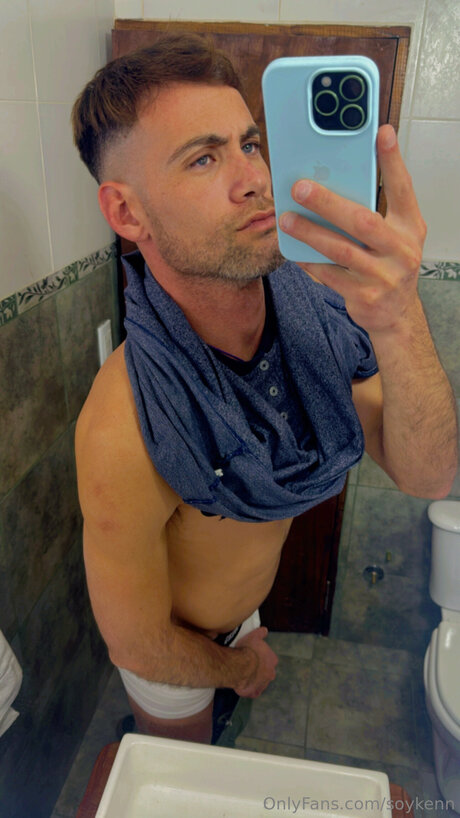 Pologale スター ヌード 写真