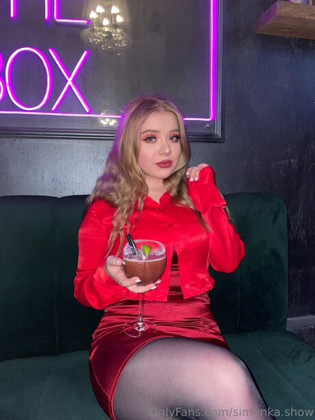 Simunka Show 完璧なモデル 写真