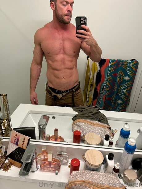 Chris Carpenter xxxモデル 写真