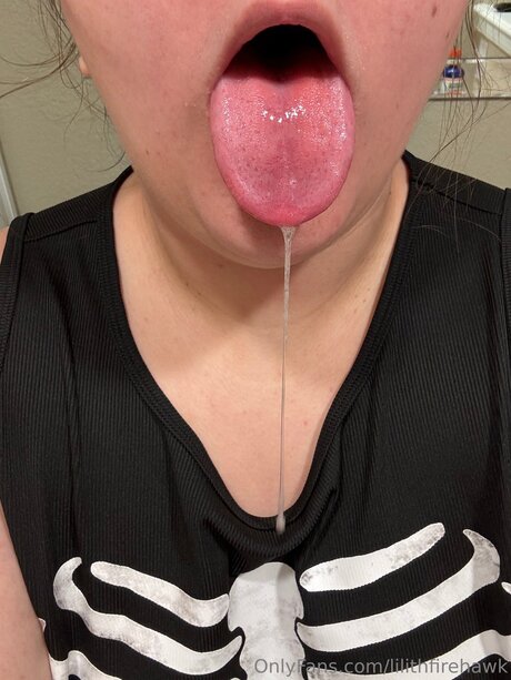 ティーンシーメールオンリーファンズ 無料セックス 写真