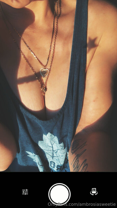 Ambrosiasweetie ポルノスター ヌード ギャラリー