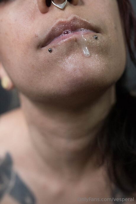 毛深いアジア人オンリーファンズ ホットセックス 写真