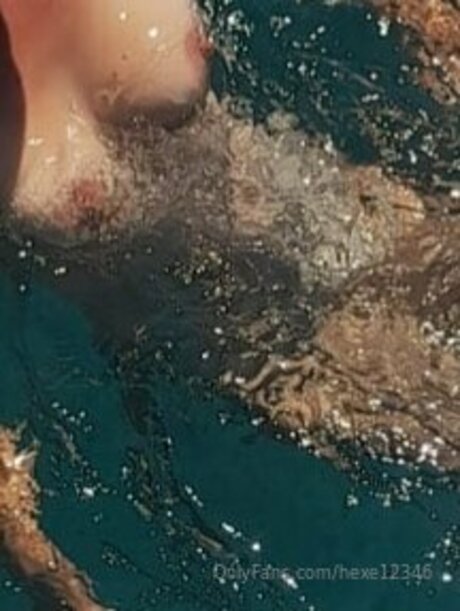 Hexe12346 ポルノスター 美しい 画像