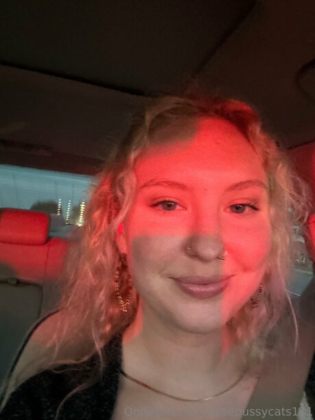 Ilovepussycats111 ポルノスター 美しい 写真