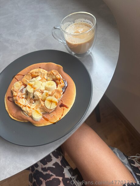 Angelina Engel ポルノスター 独占 画像