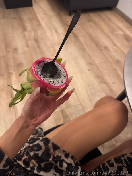 Angelina Engel かわいいスター 写真