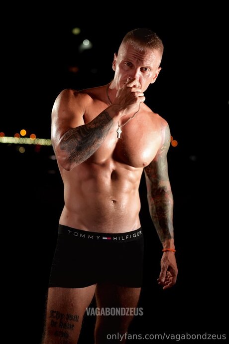 Vagabondzeus トップモデル 画像