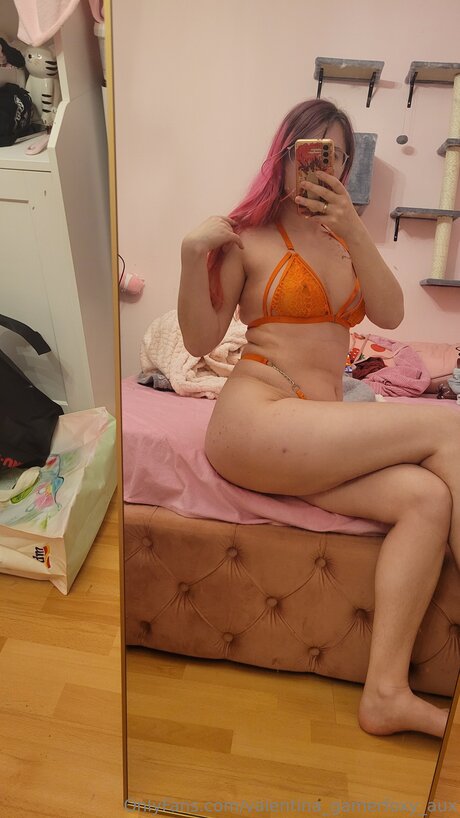 年配の熟女オンリーファンズ 美しいヌード 画像