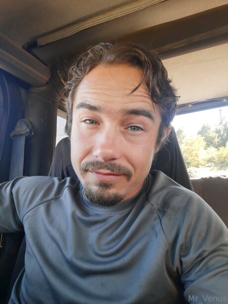 Mr Venus ホットなモデル 写真