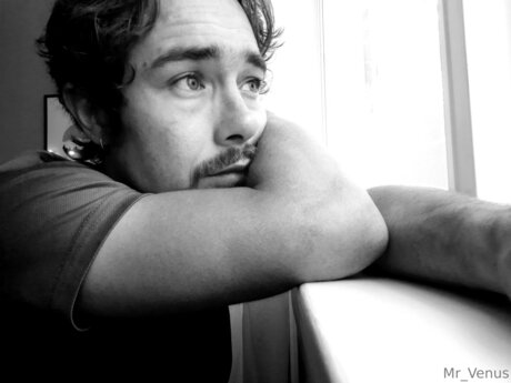 Mr Venus スター 裸 写真