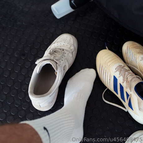 巨乳ブルネットオンリーファンズ 無料 画像