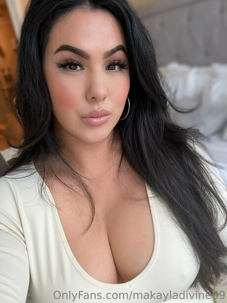 2024年のトップOnlyFans ホット ギャラリー