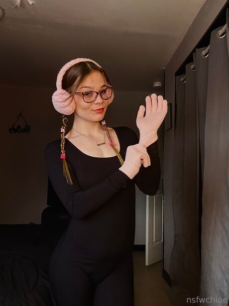 Nsfw Chloe ポルノスター パーフェクト 写真