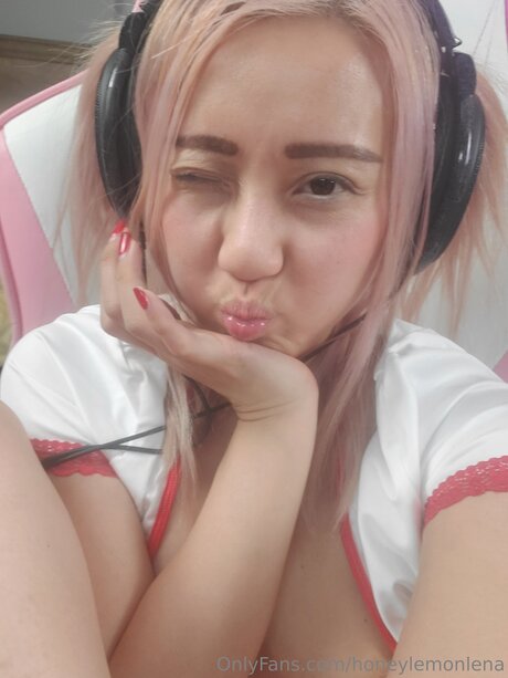 大きな猫オンリーファンズ 可愛い 写真