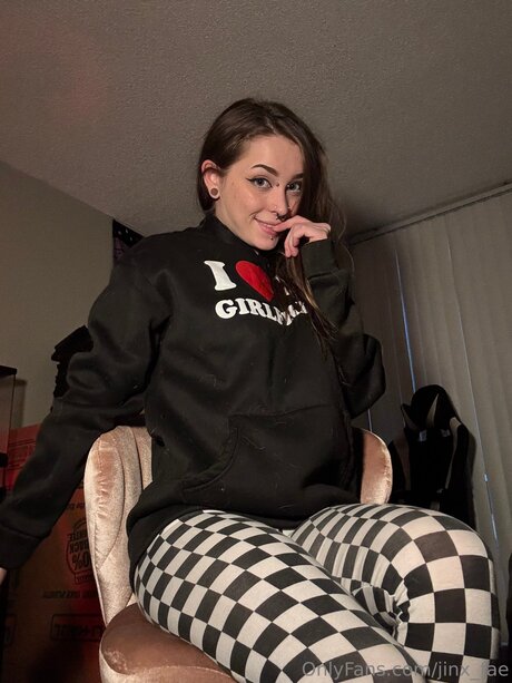 Jinx Fae 裸のスター 写真