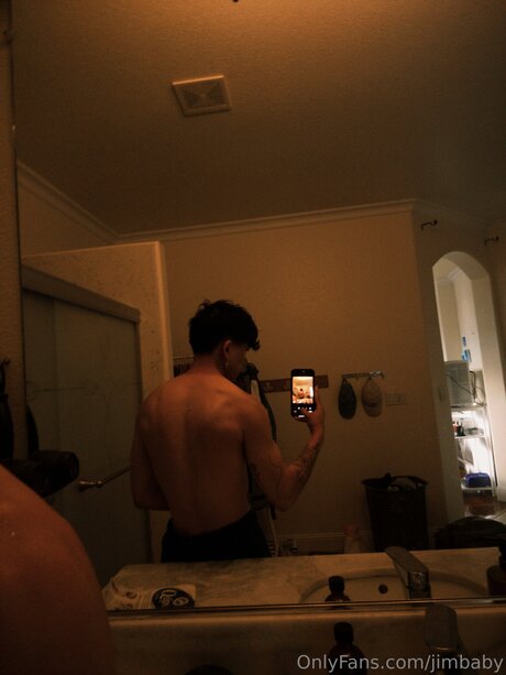 Jimbaby ポルノスター エロティック ギャラリー