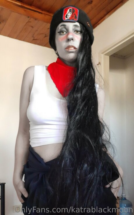 Katrablackmoon ポルノスター 素敵 写真