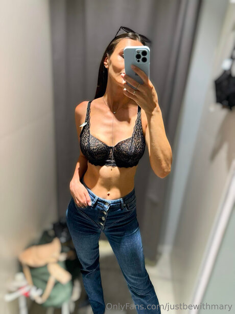 Justbewithmary xxx女優 画像