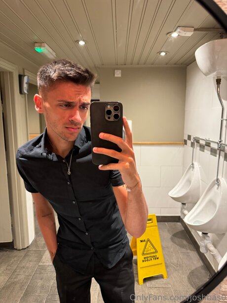 Joshbas0 ポルノスター ヌード 写真