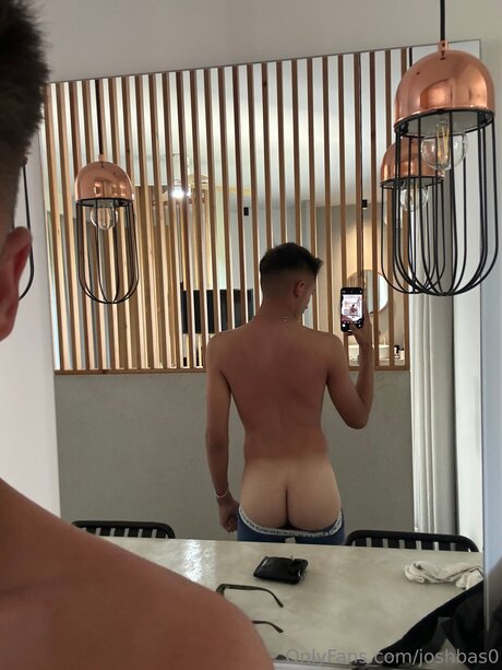 Joshbas0 かわいいモデル 画像