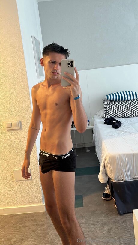 Joshbas0 ポルノスター HD ギャラリー