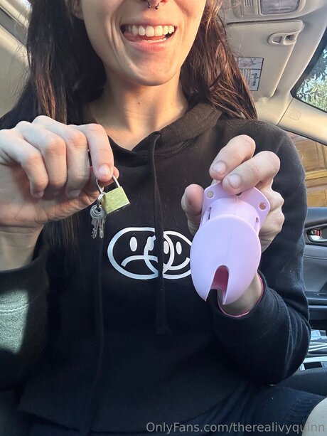 ラテン系ティーンオンリーファンズ エロチック 写真