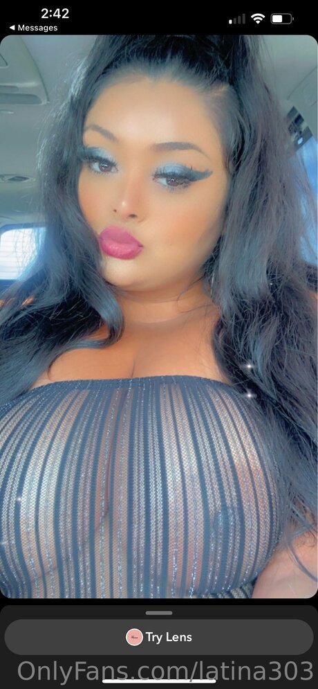 太めのブロンドオンリーファンズ ポルノ 写真