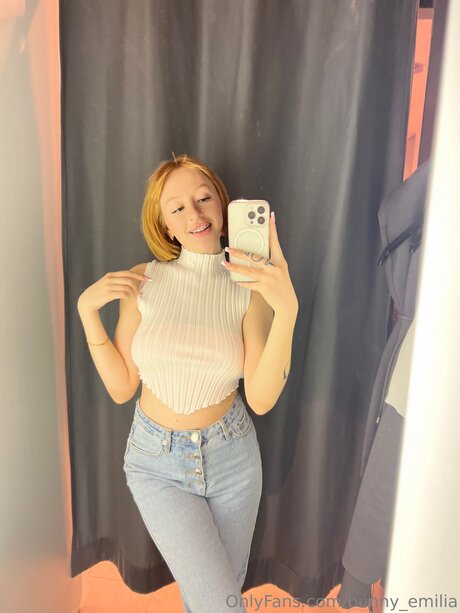 Bunny Emilia 素敵なスター 画像