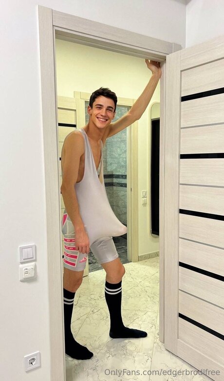 Edgerbrodlfree ポルノスター トップ ギャラリー