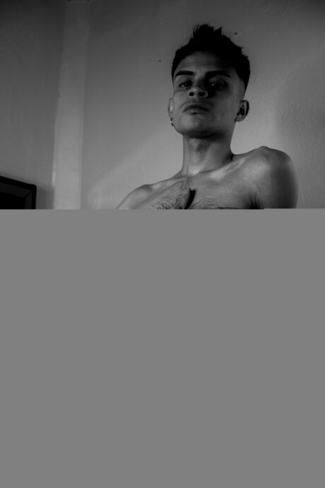 ワークアウト オンリーファンズ エロチック 写真