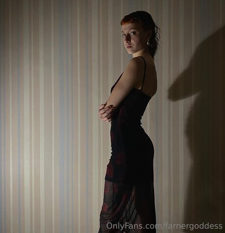 Littlewitchfarner ポルノスター エロティック 写真